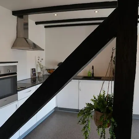 Apartament Penthouselejlighed Midt I *