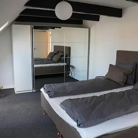 Penthouselejlighed Midt I